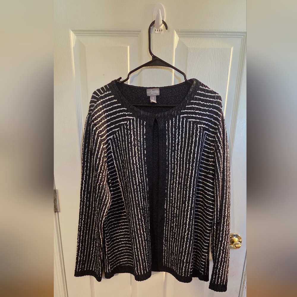 Chicco Travelers Collection Black and White Women's Cardigan